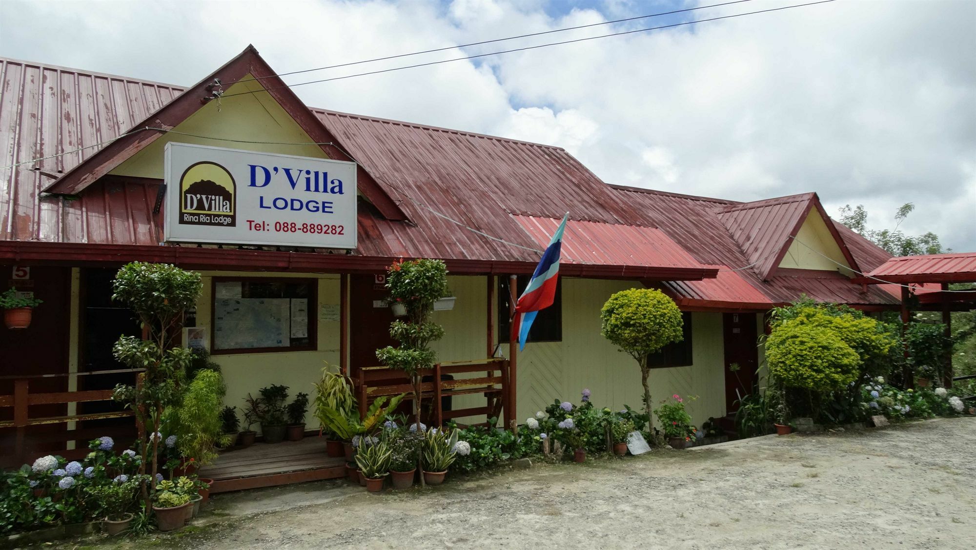 D'Villa Rina Ria Lodge, Kinabalu Park, Kundasang Bundu Tuhan Экстерьер фото